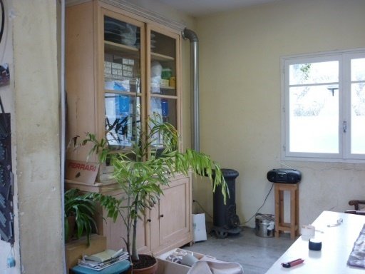 Ancienne armoire de rangement